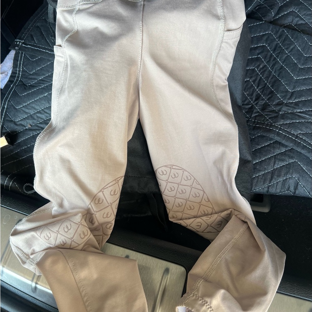 Ovation Girls Riding Pants (Breeches) size Medium (10) in Beige
